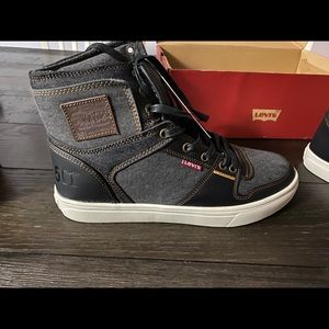 Brand new Levi’s sneakers